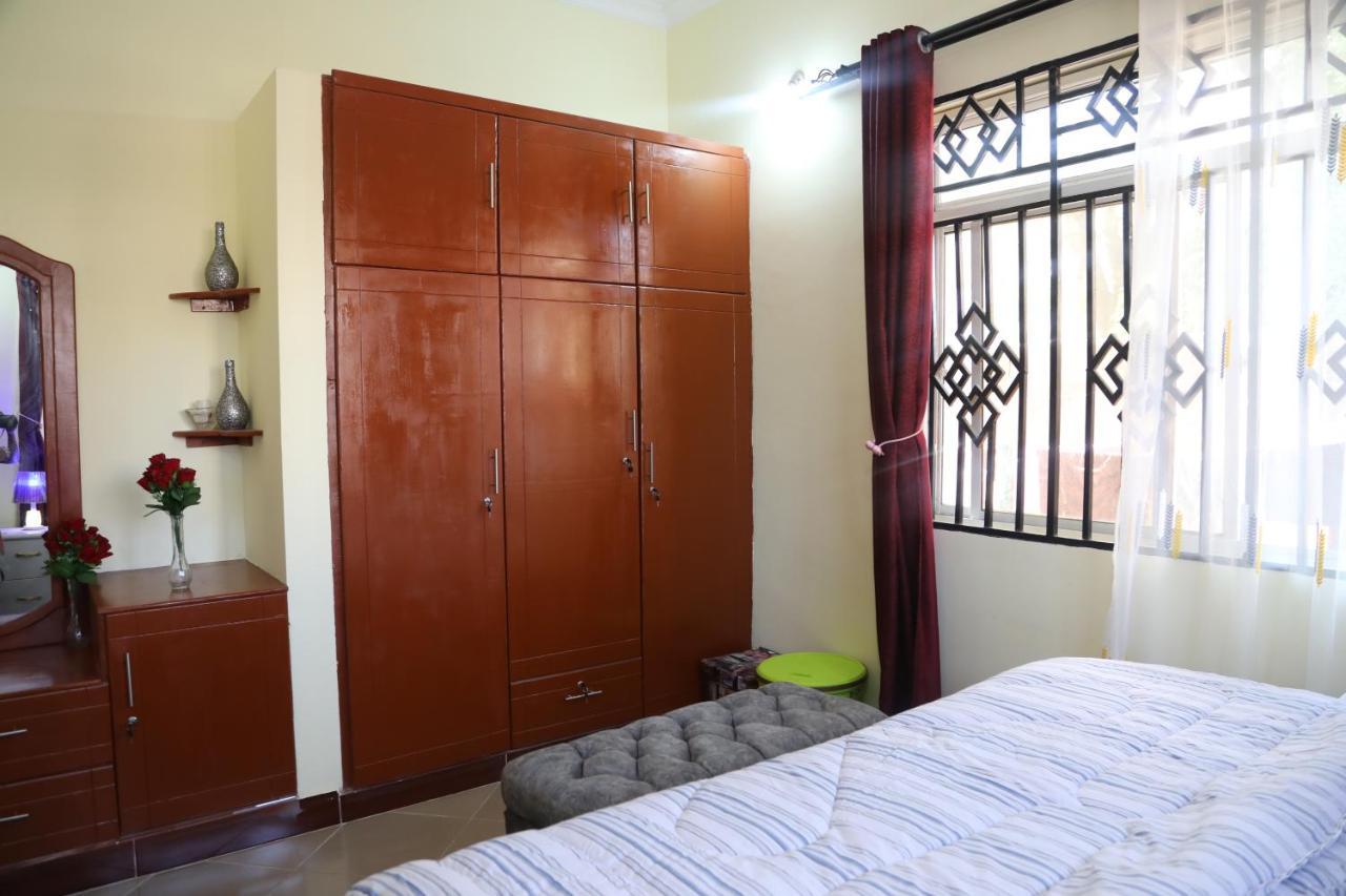 Pearl Lulu Modern Bnb Homestay Dar es Salaam Exterior photo